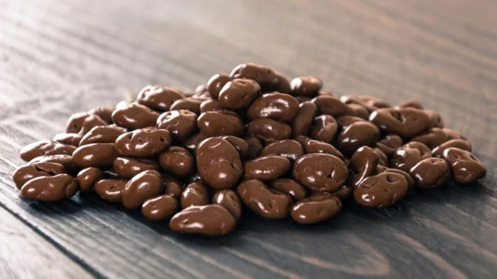 Pasas de uva bañadas en chocolate: la receta bomba para estas fiestas