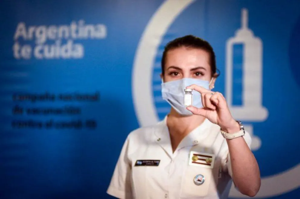 Confirmaron que la vacuna Sputnik V genera sólidos anticuerpos contra la variante Ómicron