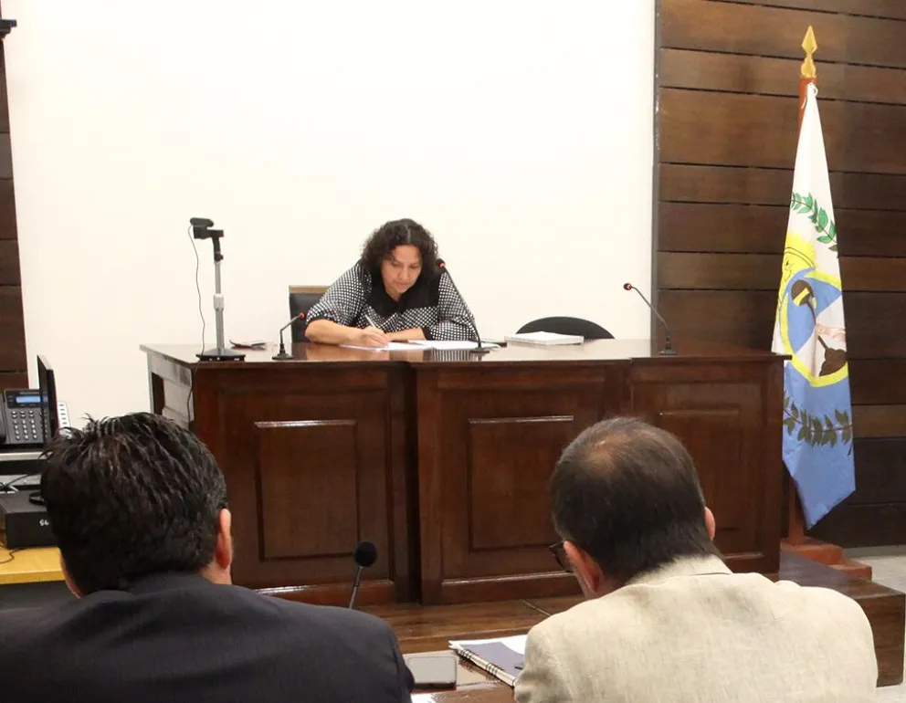 Puja en Mendoza entre los fiscales y la defensa por la detención del adiestrador canino