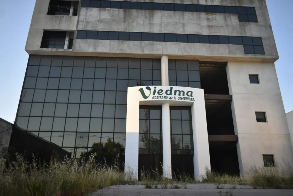 Lluvia de millones para el nuevo edificio municipal de Viedma