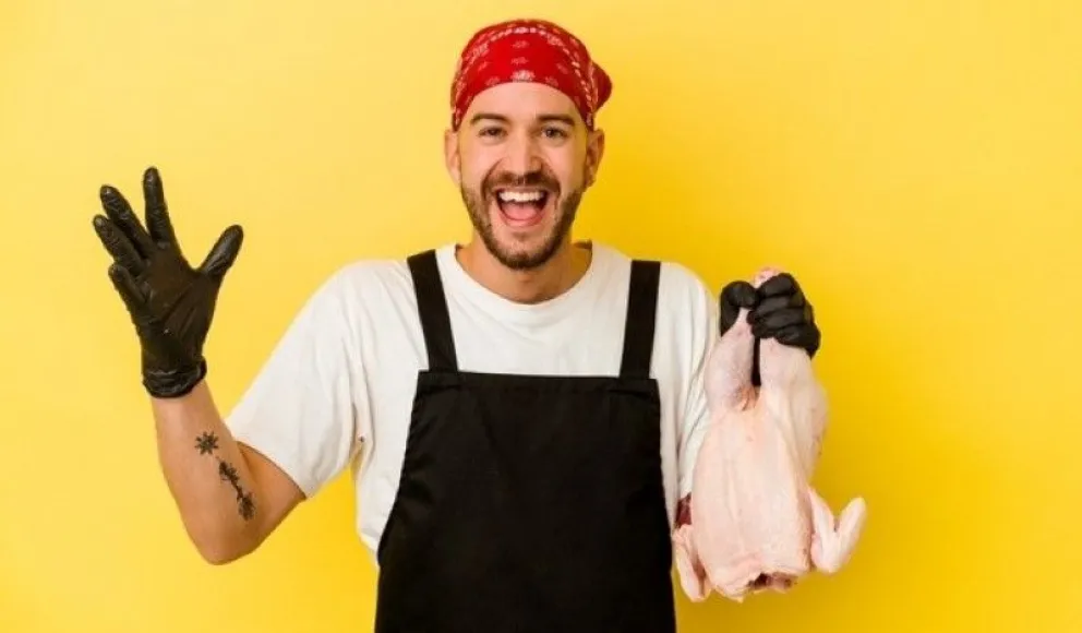 Imperdible: la mejor forma de deshuesar un pollo paso a paso 