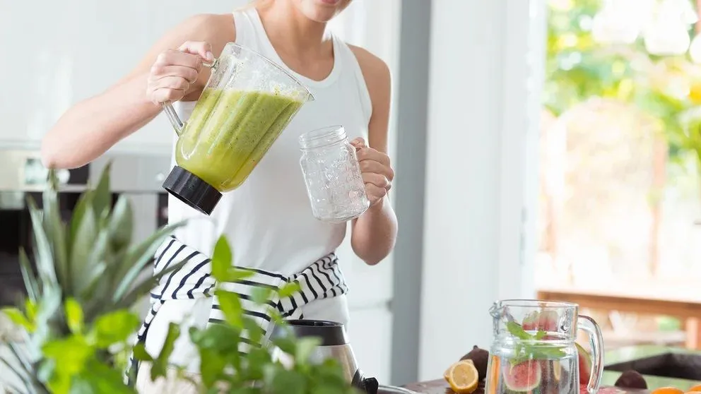 Dieta detox para “limpiar” el organismo post comidas navideñas