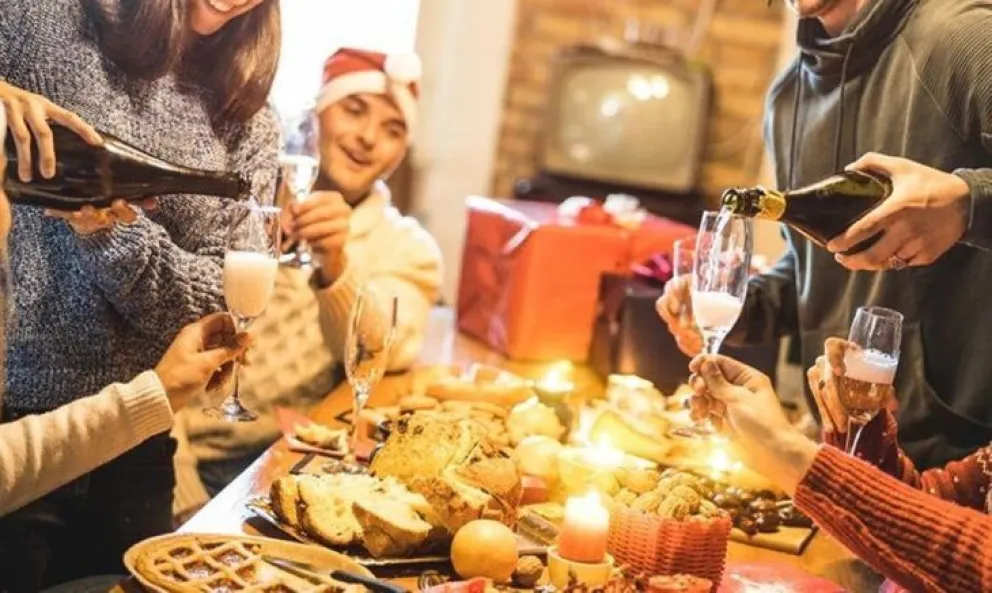 Cuáles son los cinco consejos del Ministerio de Salud para evitar contagios en Navidad