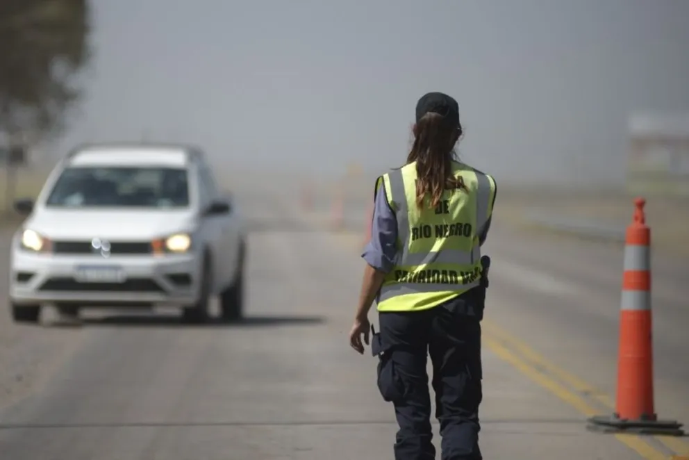 El control óptico de la Policía de Río Negro sigue detectando autos “truchos”