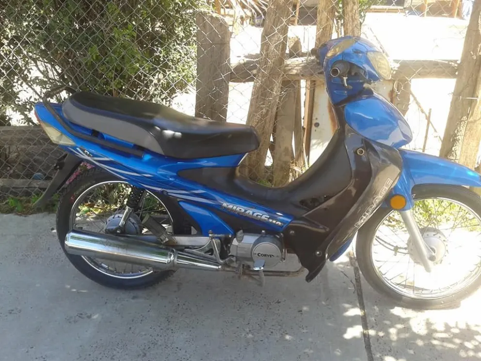 Otra vez sopa: fue a vender su moto, se la pidieron para probarla y no la vio más