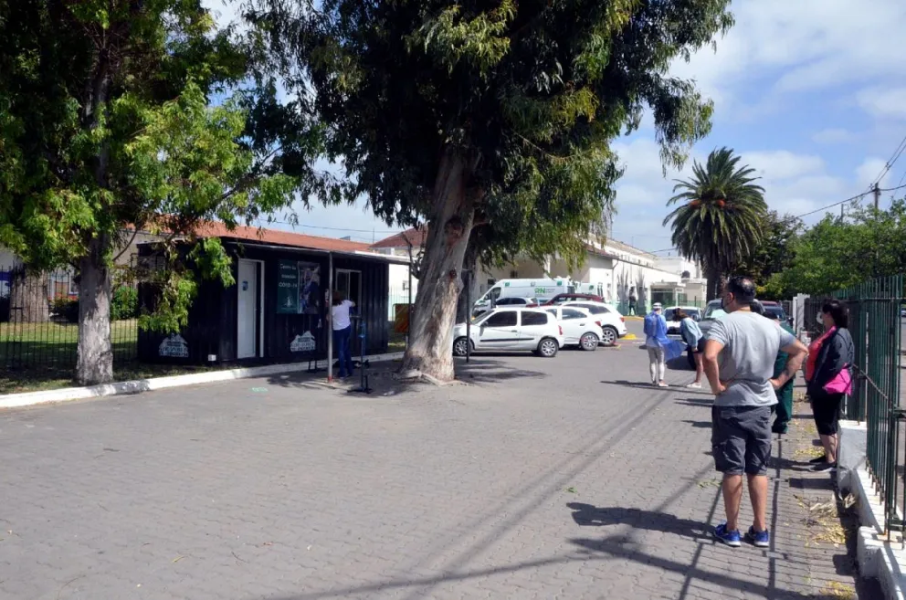 Es alta la demanda de testeos en el hospital Artémides Zatti 