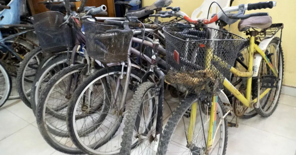 Taller de ciclomecánica: aprender un oficio y reciclar bicicletas judicializadas 