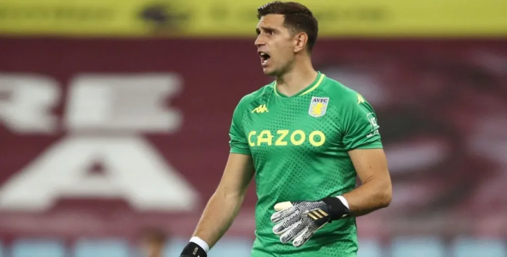 Premier League: Dibu Martínez podría pasar a jugar en un gigante del fútbol inglés