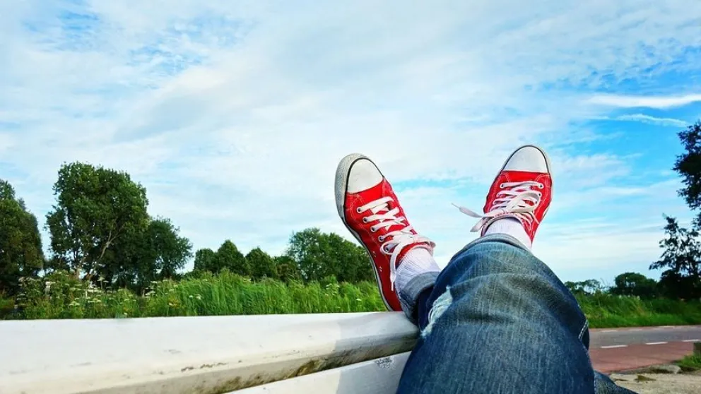 Trucos caseros para eliminar el mal olor de tus zapatillas 