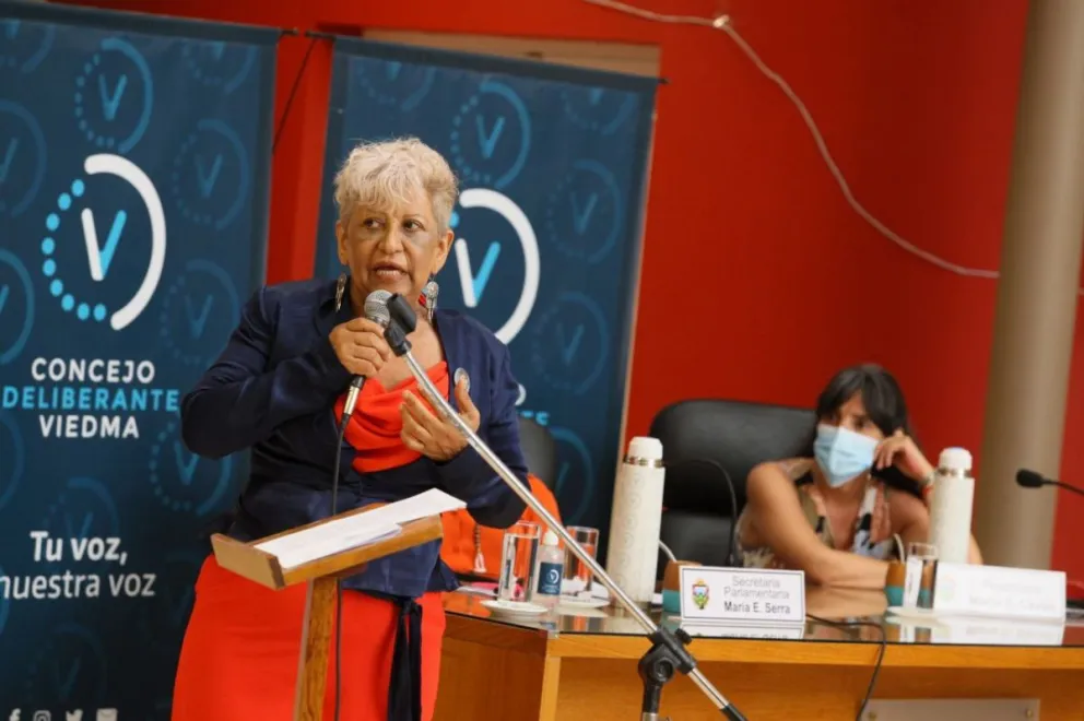 Nora Cader adelantó que el año próximo irán por la reglamentación interna de la defensoría