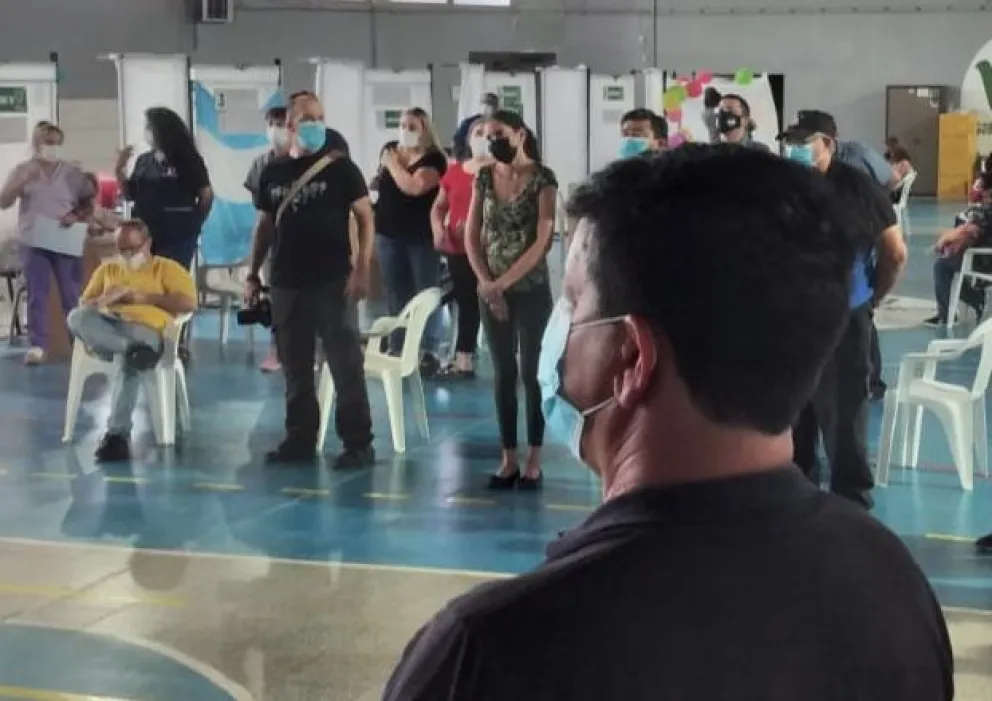 Están a la pesca de los rezagados para que se vacunen y así evitar nuevos contagios