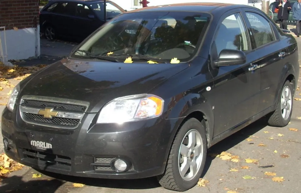 Un auto estuvo años en un taller de Viedma por denuncias cruzadas: qué dice el fallo judicial