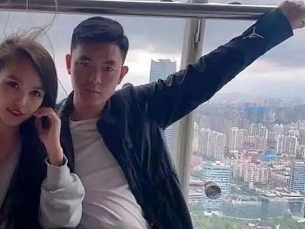 Horror: mató a sus dos hijos tirándolos desde un piso 15 porque su novia "no los quería"