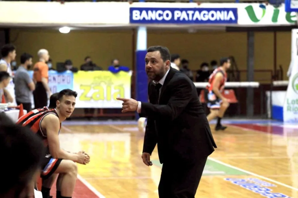 Bogliacino: “estamos jugando muy lindo básquet”