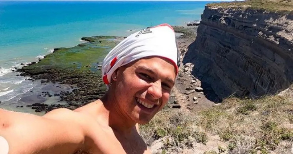 Meta pedal: Un ciclista youtuber se prepara para recorrer el Camino de la Costa