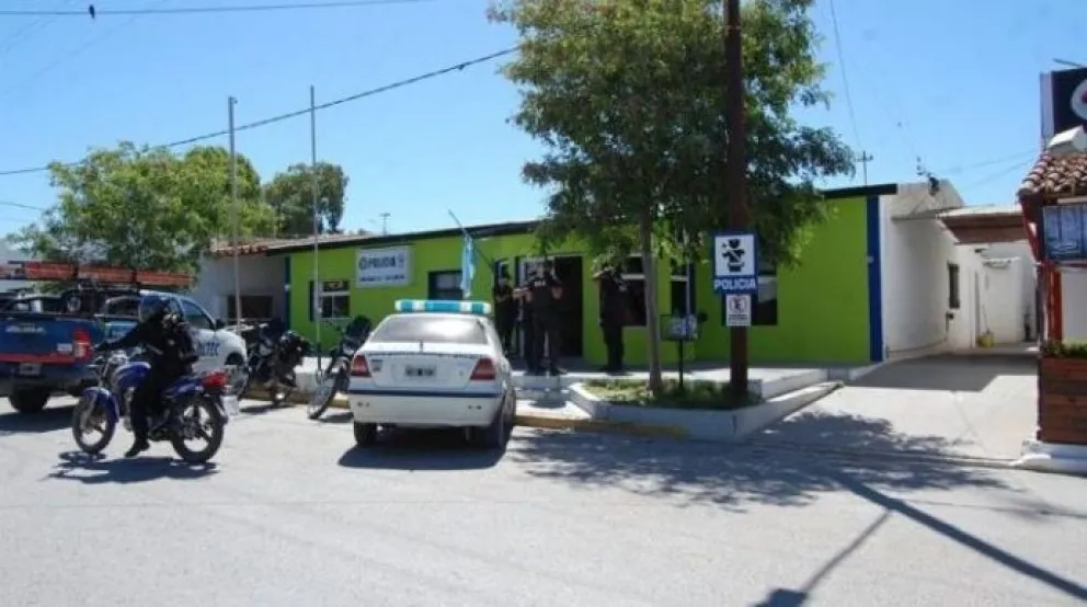  Robó un comercio de Las Grutas con un arma de juguete: lo atraparon y quedará detenido