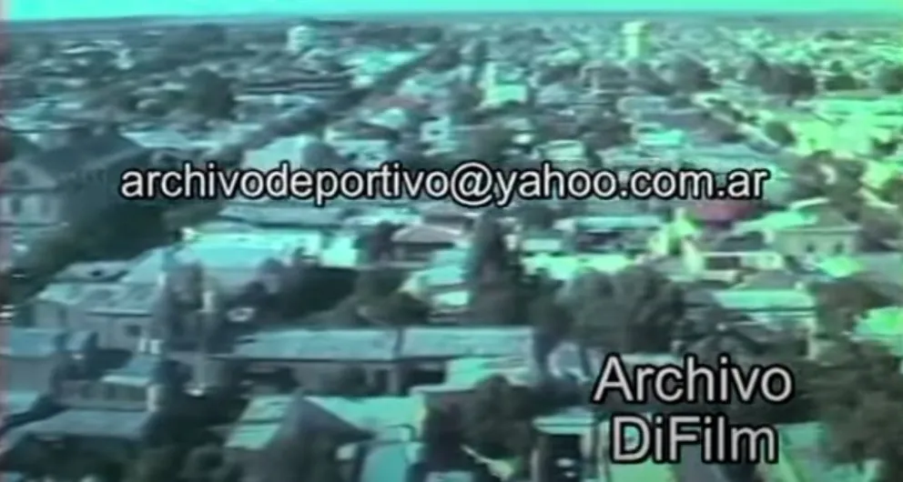 Tremenda burrada de recuerdo: confundieron al río Negro con el Colorado