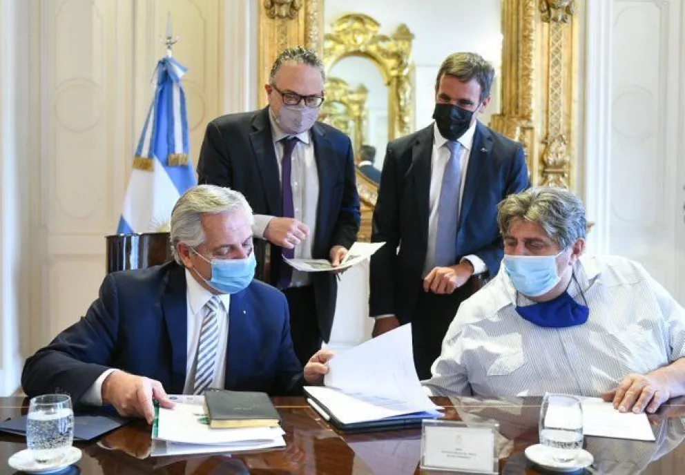 Fernández se reunió con representantes del sector automotriz: “Argentina necesita que todos empujemos para adelante, unidos”