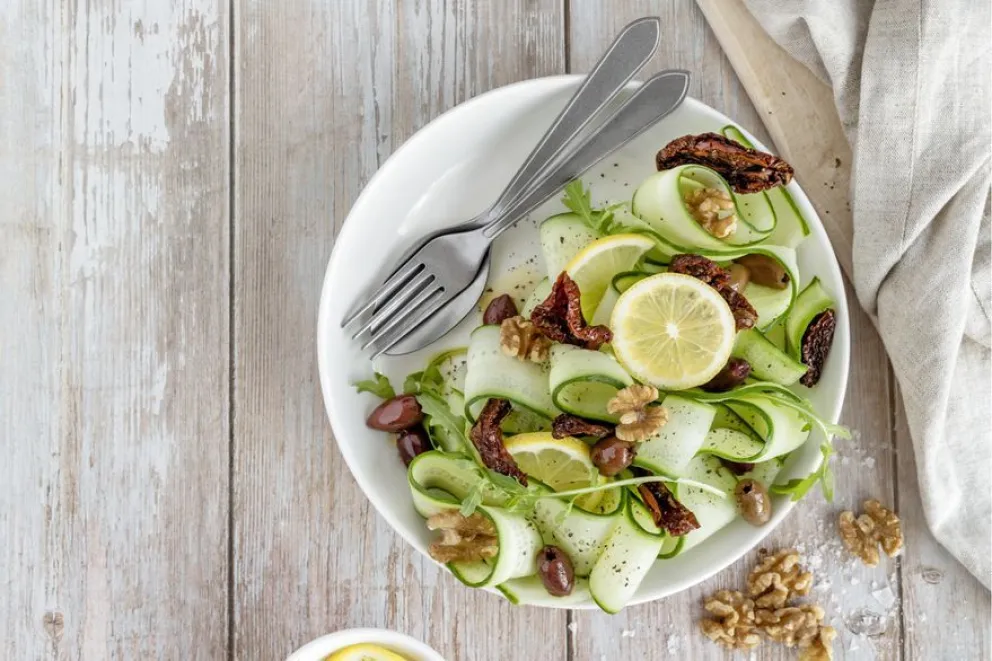 Cuatro ricas ensaladas ideales para combatir el calor