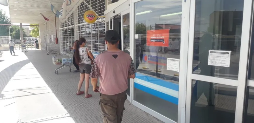 No descartan nuevas medidas sanitarias en los supermercados 