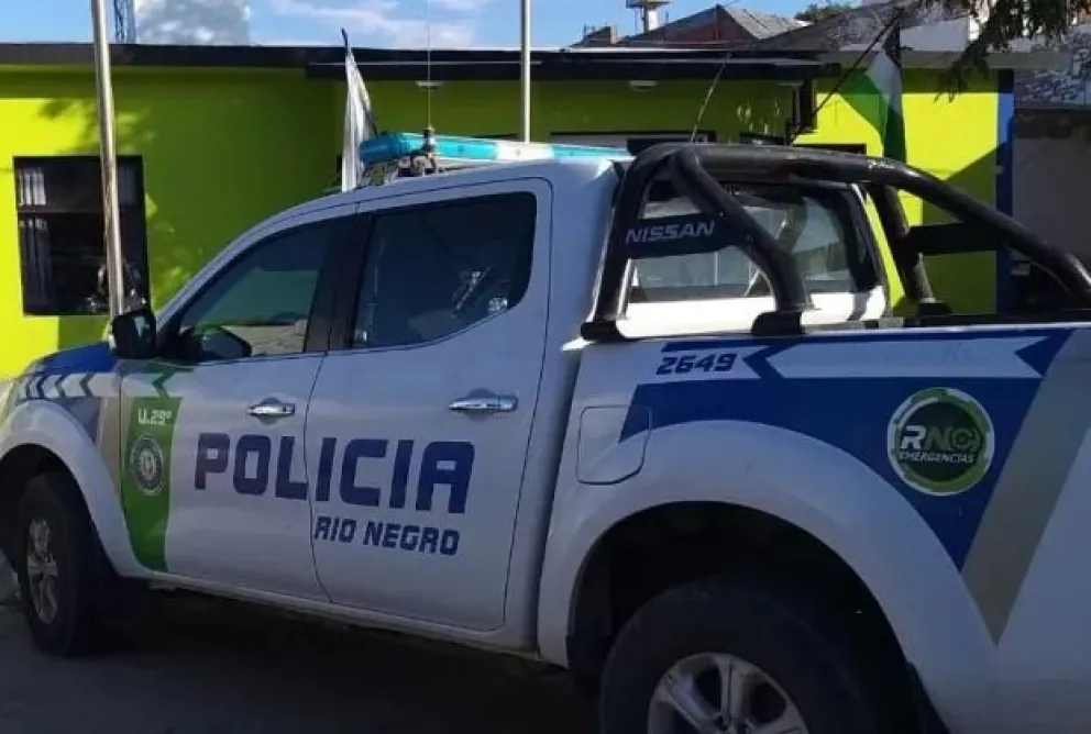 Un cordobés intentó robar en un “tenedor libre”, los comensales lo redujeron y detuvieron: Mirá el video