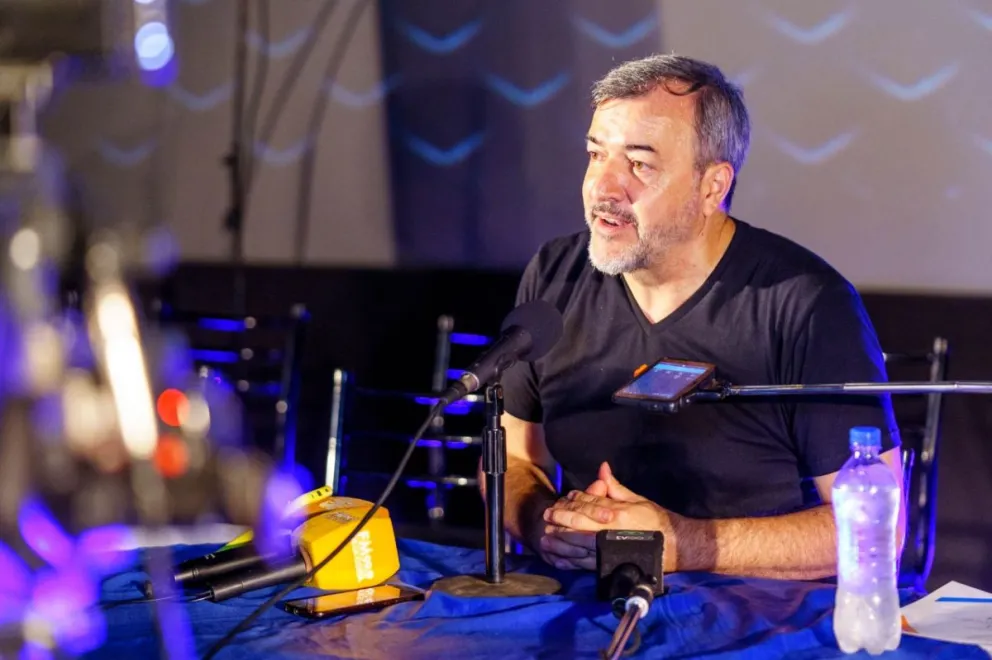 Aguiar llamó a no acercarse a los no vacunados