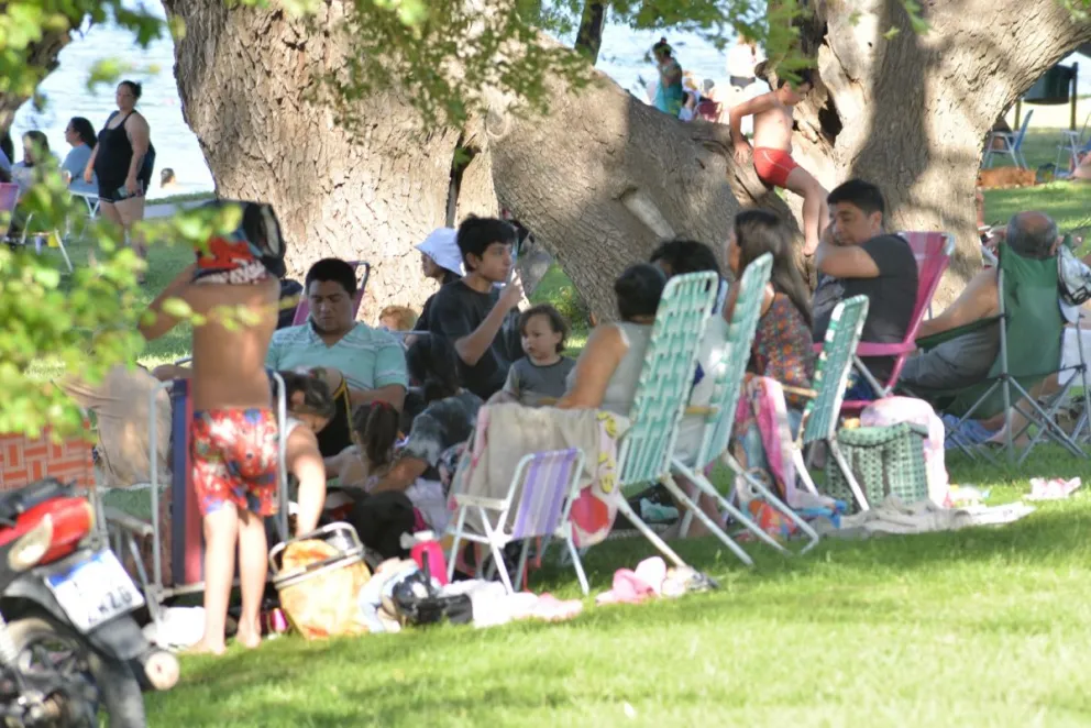 Se pide ahorrar en energía ante la escalada de calor. 