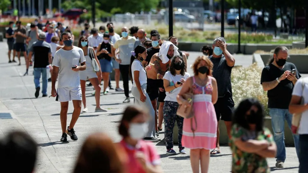 Récord histórico de contagios: 134.439 nuevos casos de coronavirus en Argentina