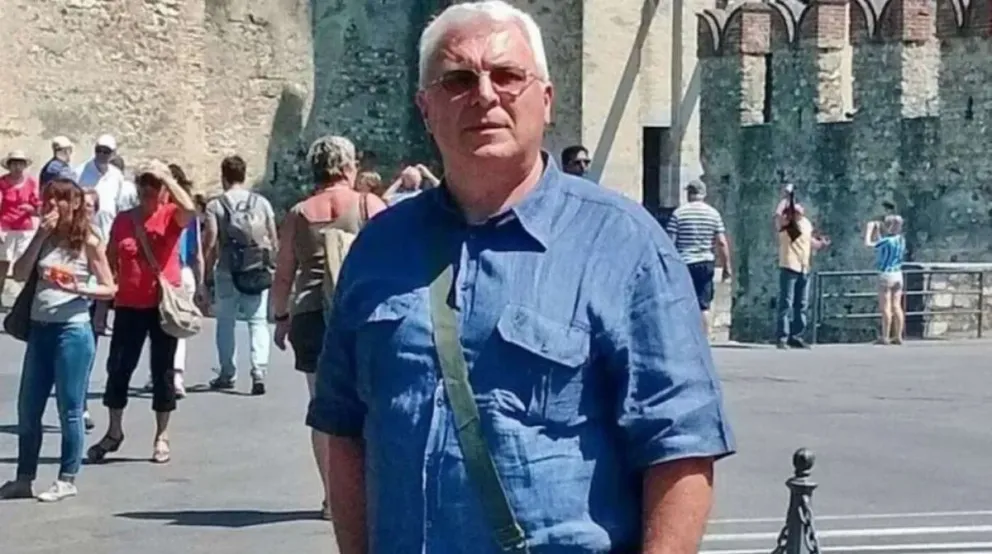 Conoció a una mujer por Facebook, viajó a África para verla y terminó secuestrado