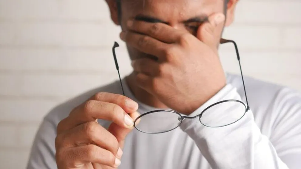 Cuánto tardan en aparecer los primeros síntomas de la variante ómicron