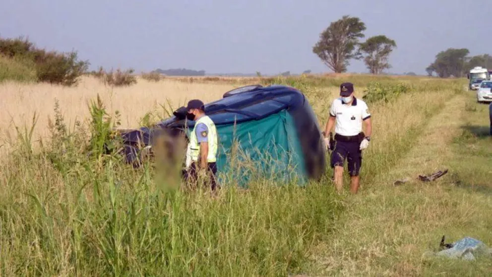 Murieron cuatro menores y dos adultos en un choque en La Pampa