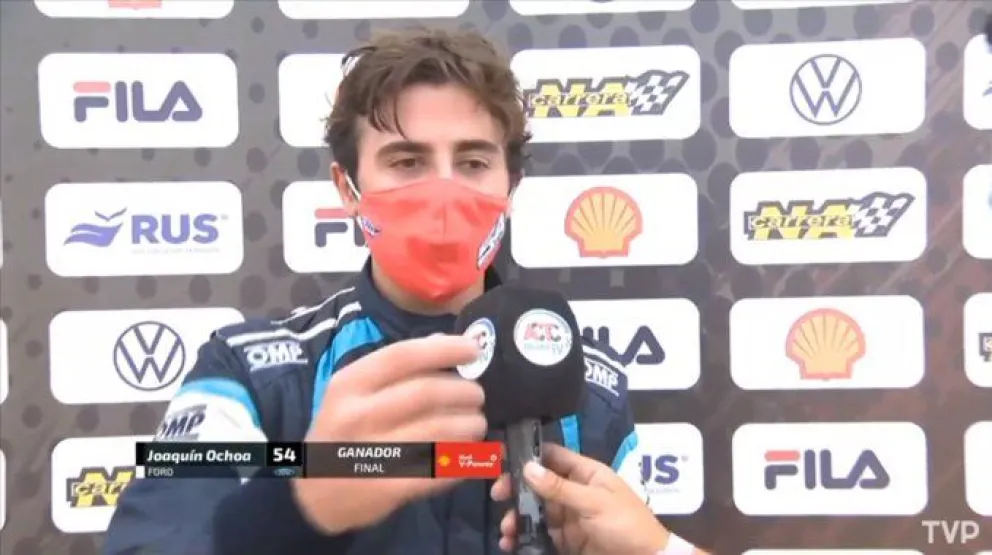 Ochoa aceleró a fondo y se quedó con la primera carrera del año en La Plata