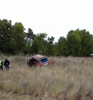 Un anciano fallecido al volcar el auto de una familia de Río Colorado
