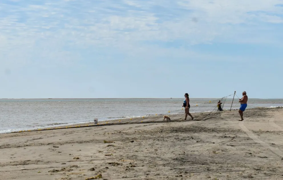 Una resistencia vecinal en El Cóndor hizo caer la obra del muelle de pescadores, según el municipio