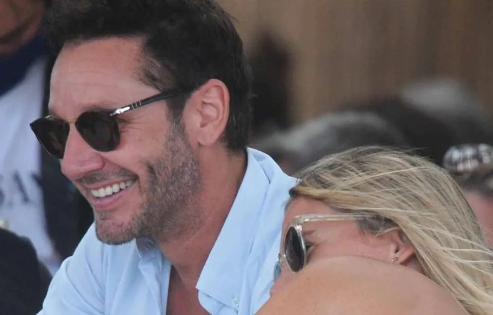 Romance súper blanqueado: Benjamín Vicuña y Eli Sulichin, acaramelados en Punta