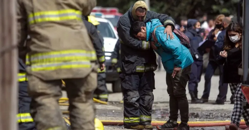 Un niño de 8 años murió atrapado en el incendio de su casa