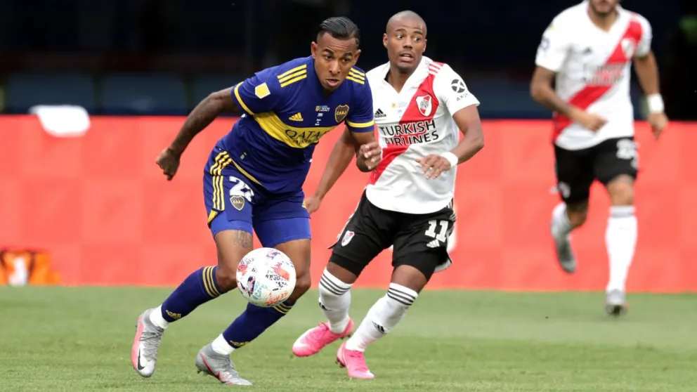Boca y River podrían ser televisados por la TV Pública
