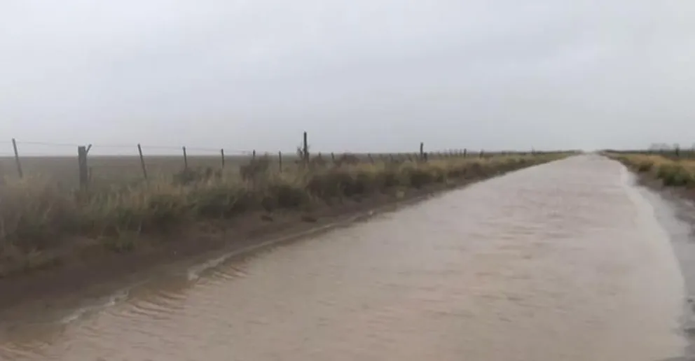 Por las condiciones climáticas cerraron el tránsito a Bahía San Blas 