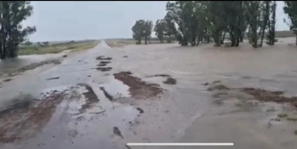 Las malas condiciones climáticas no dan tregua: cortaron el tránsito en la ruta N° 3