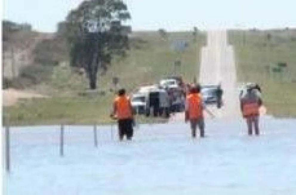 Hace 12 años, una copiosa lluvia también inundó por completo la ruta 3