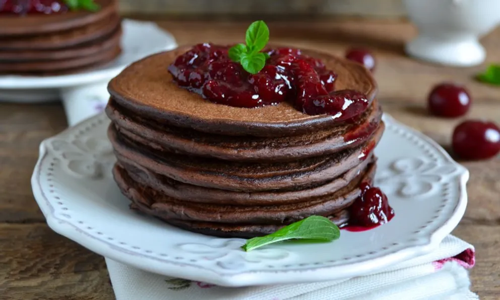 Paso a paso para cocinar panqueques integrales, ¡de chocolate y sin azúcar!