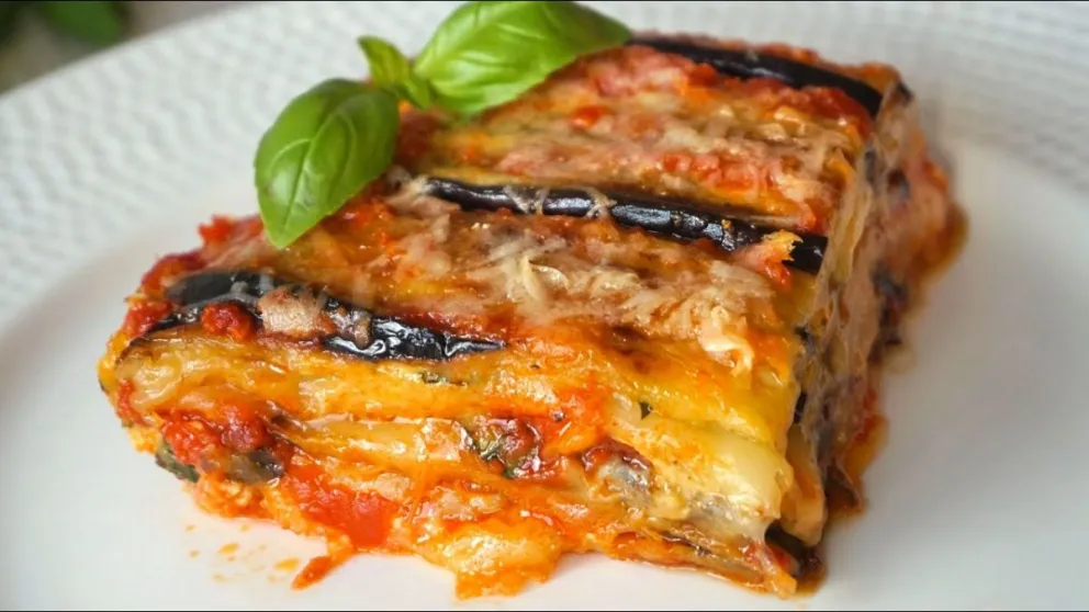 Versión diferente de un clásico: cómo hacer lasaña de berenjenas con carne picada 
