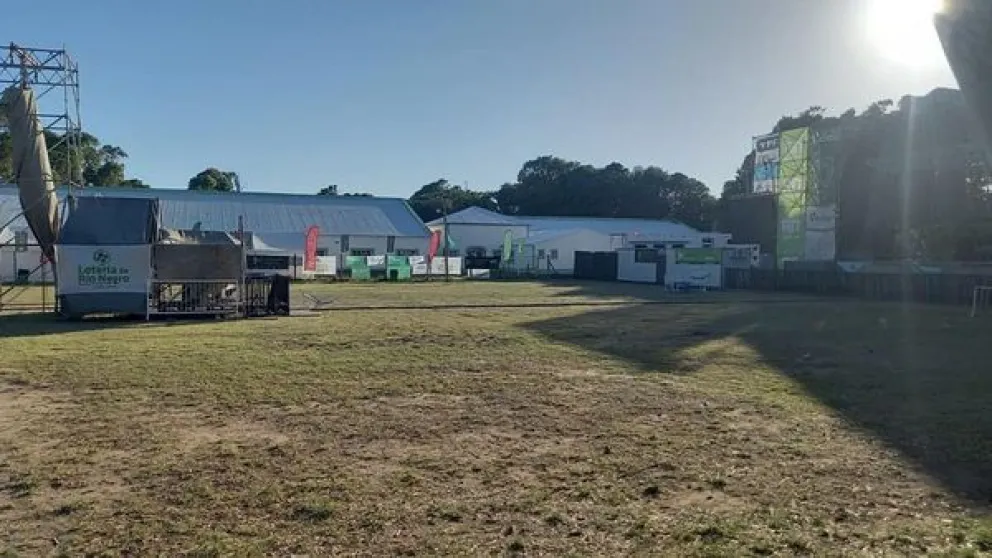 Luego del paso de Natalie Pérez por El Cóndor, el predio ya está reluciente para recibir a Turf