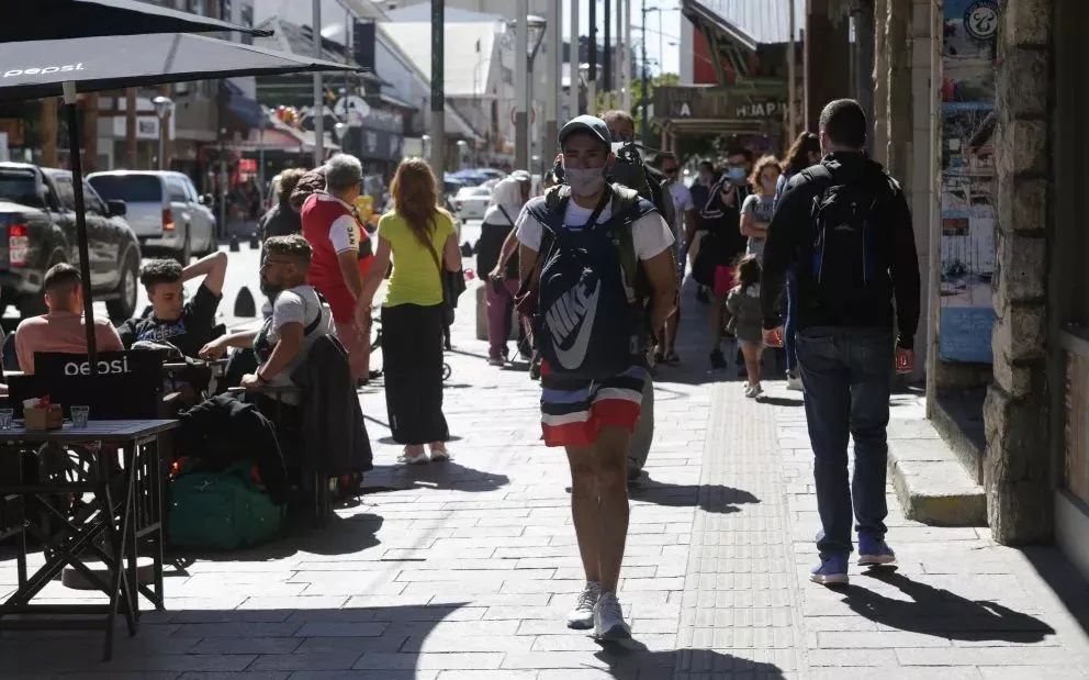 En Río Negro hubo 293 nuevos contagios y seis personas fallecieron de coronavirus