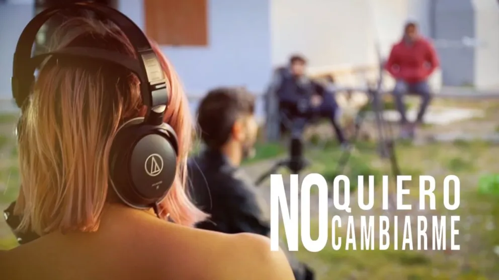 Ian Andrés presentó su nuevo video “No quiero cambiarme”, grabado en Bahía Creek