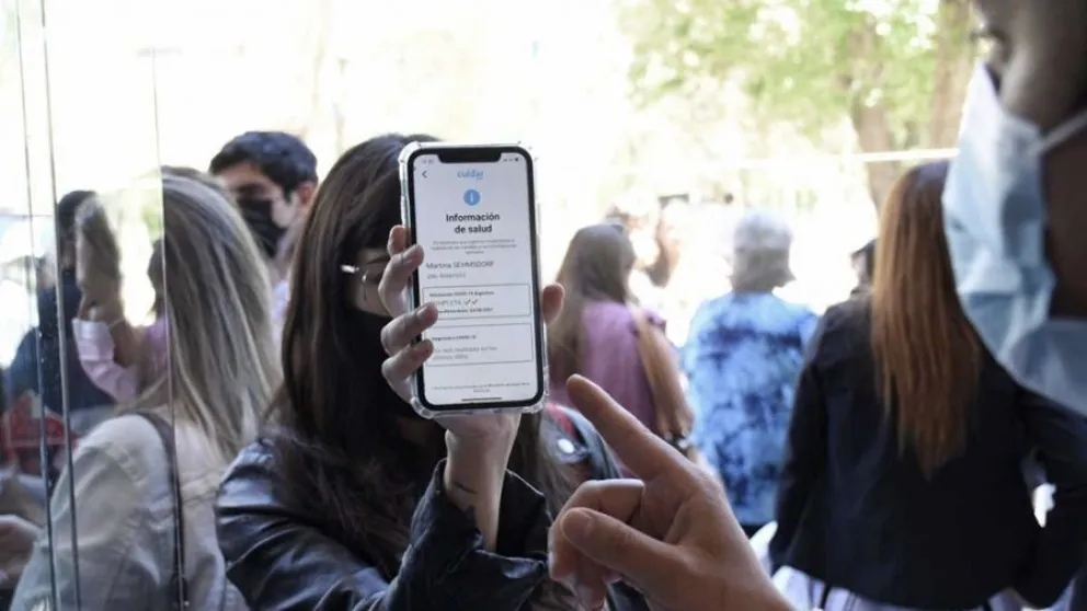 Autoconvocados de la Comarca se reúnen en rechazo al "pase sanitario"