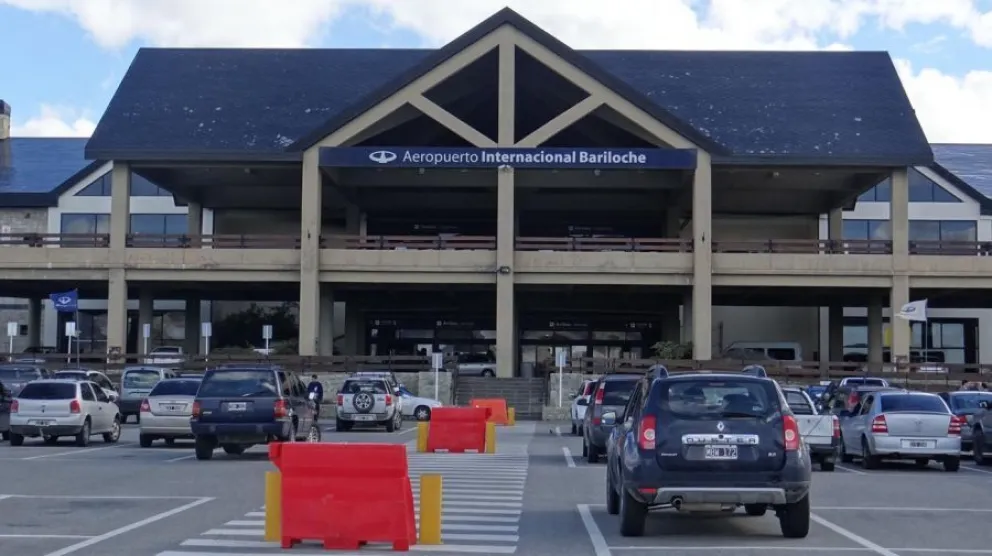 El aeropuerto de Bariloche autorizado como corredor seguro
