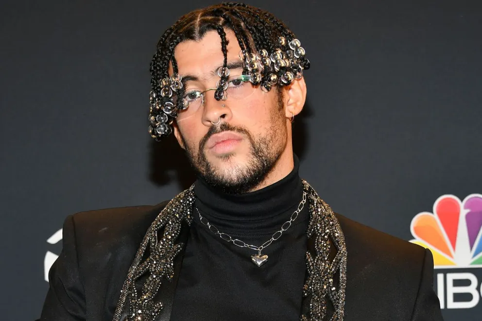 ¡Increíble! Se agotaron las entradas para Bad  Bunny y venden un lugar en la fila virtual a 17 mil pesos