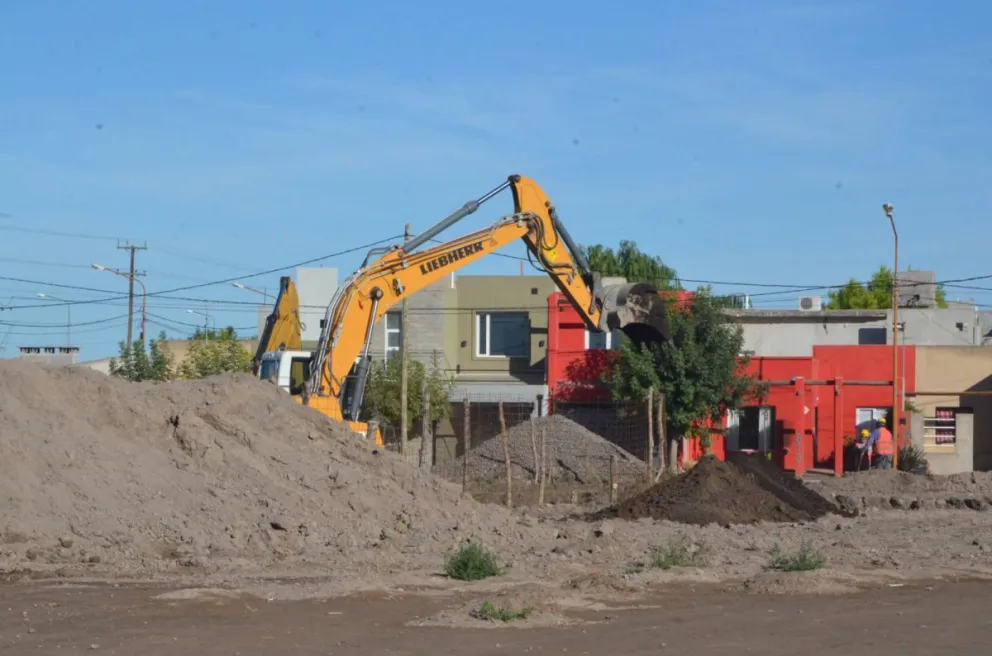 Vecinos de Barrio Norte en pie de guerra contra la planta de líquidos cloacales 