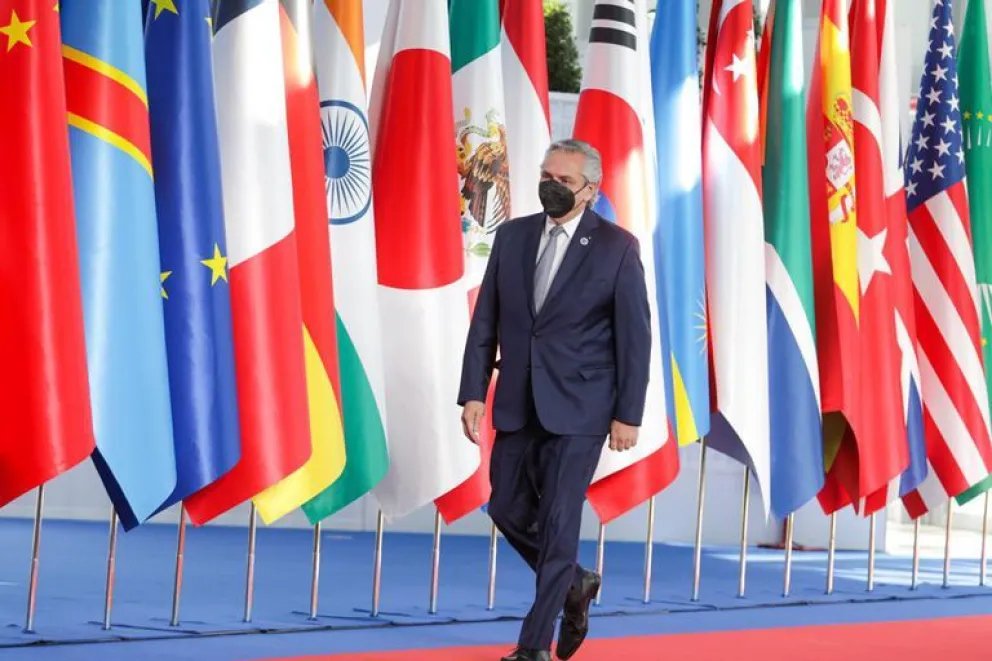 Con la presencia de Carreras, comienza hoy la gira presidencial por Rusia, China y Barbados